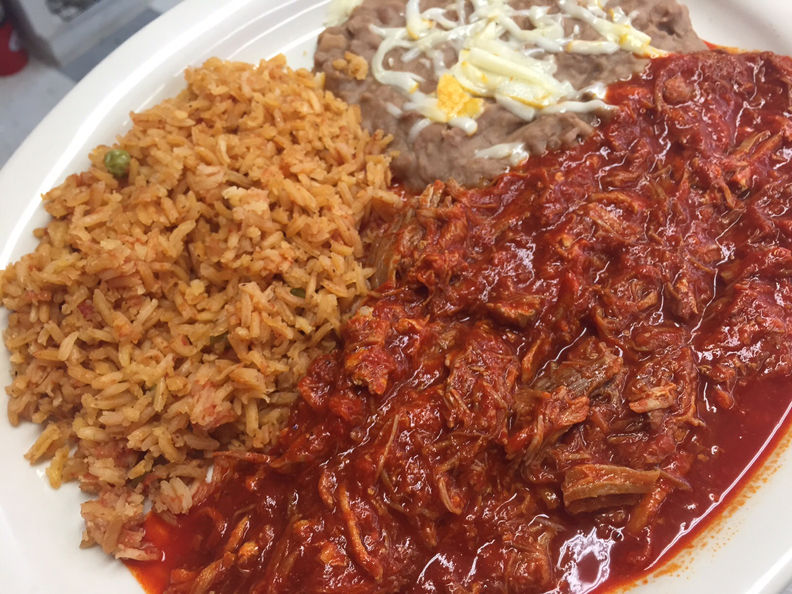 Rosa’s Cafe carries the mantra ‘small place, big flavor’ News, Sports